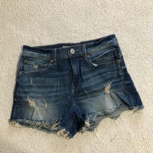 🌺 Express high rise distressed denim shorts